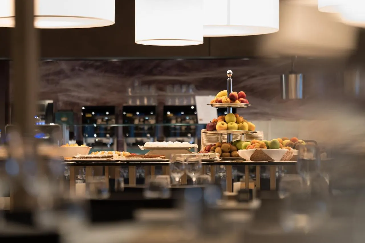 Lino Delle Fate Eco Resort Бибионе 4*,